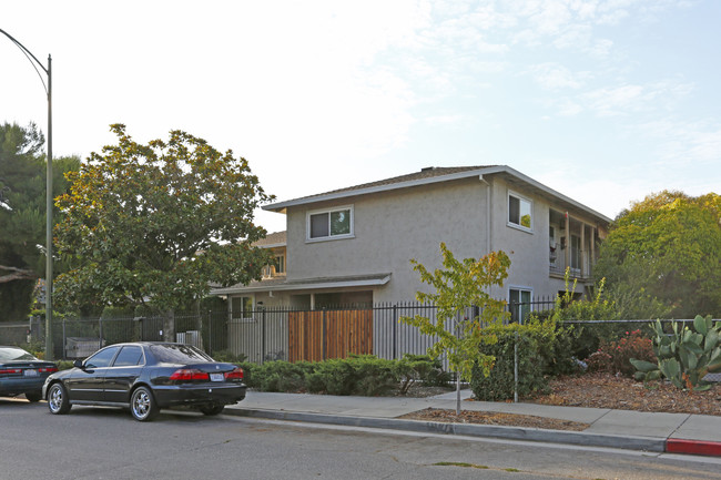 956 Paula St in San Jose, CA - Building Photo - Building Photo