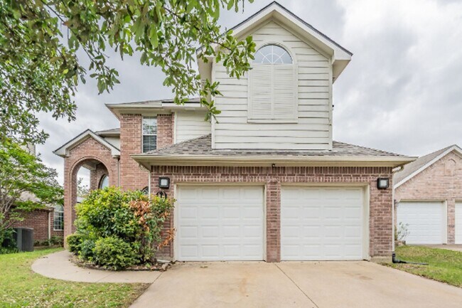 4732 Great Divide Dr in Fort Worth, TX - Building Photo - Building Photo