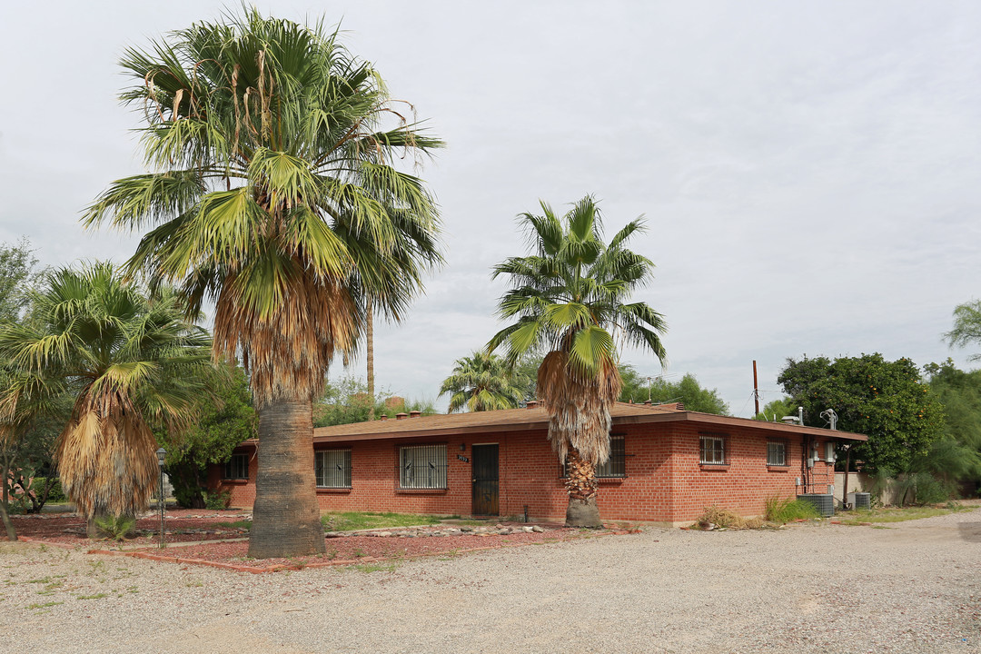 3931-3933 E Timrod St in Tucson, AZ - Foto de edificio