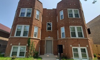 6725 S Campbell Ave Apartments