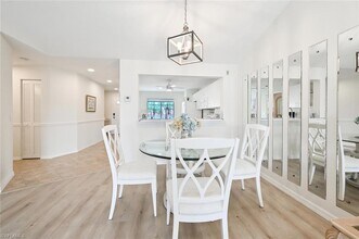 515 Gabriel Cir-Unit -1910 in Naples, FL - Building Photo - Building Photo