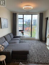 690 King St W in Kitchener, ON - Building Photo - Building Photo