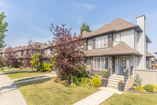 2510 Anderson Way SW in Edmonton, AB - Building Photo - Primary Photo