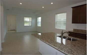 7676 Livewell Ln in Sarasota, FL - Building Photo - Building Photo