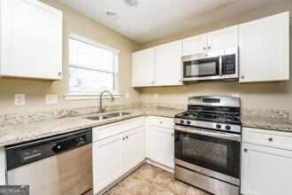 573 Ransom Way in Stockbridge, GA - Building Photo - Building Photo