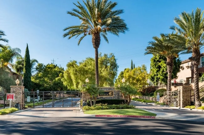 9222 Piatto Ln in San Diego, CA - Building Photo - Building Photo