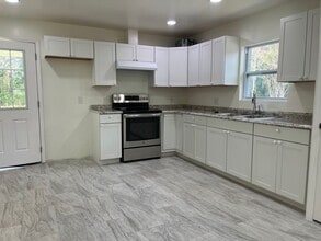 236 NW Pitts Glen in Lake City, FL - Building Photo - Building Photo