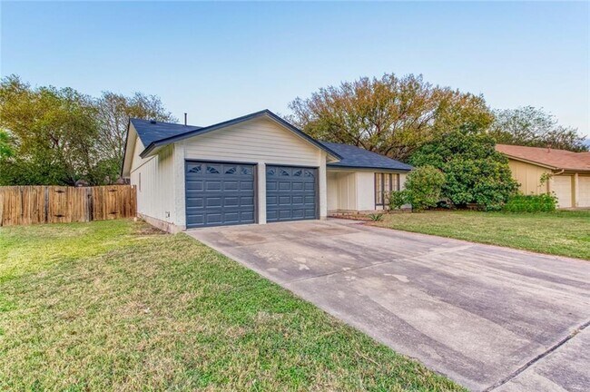 1465 S Meadows Dr in Austin, TX - Building Photo - Building Photo