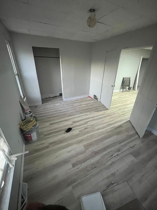 911 17th Ave, Unit 911 17th ave in East Moline, IL - Foto de edificio - Building Photo