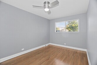 7709 S Champlain Ave in Chicago, IL - Building Photo - Building Photo
