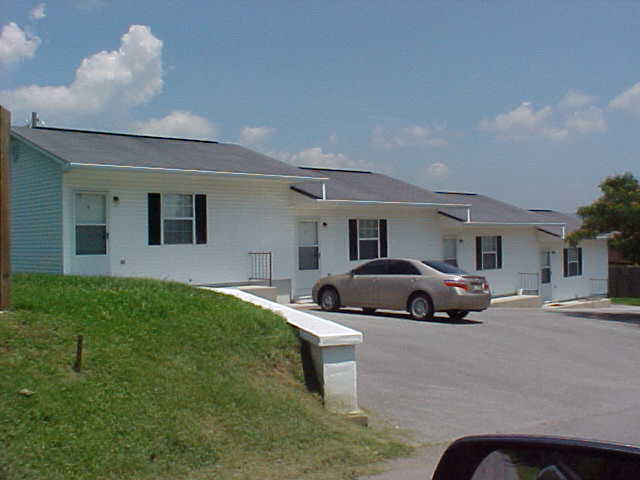 612 Essary Rd in Tazewell, TN - Building Photo - Building Photo