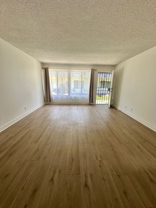 property at 5500 Ackerfield Ave
