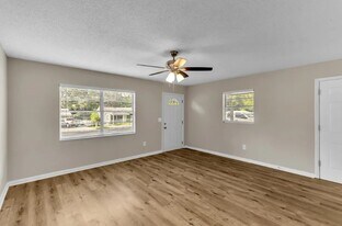 408 Tupelo Rd in Center Point, AL - Building Photo