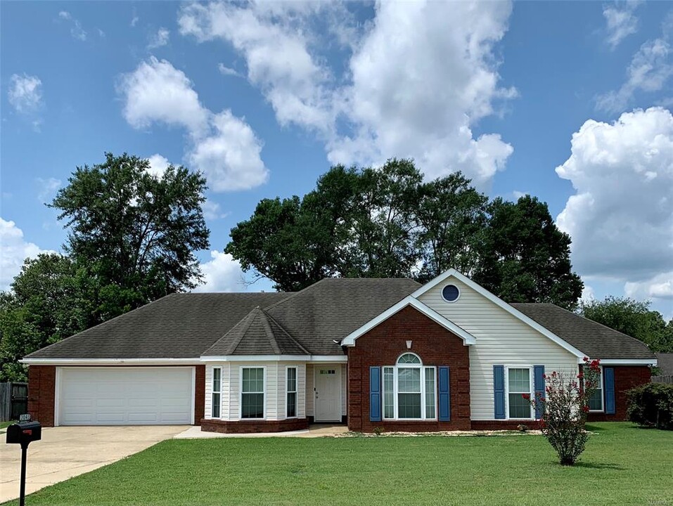 2043 Cedar Ridge Loop in Prattville, AL - Building Photo