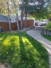 44 Birch Dr in St. Albert, AB - Building Photo - Building Photo