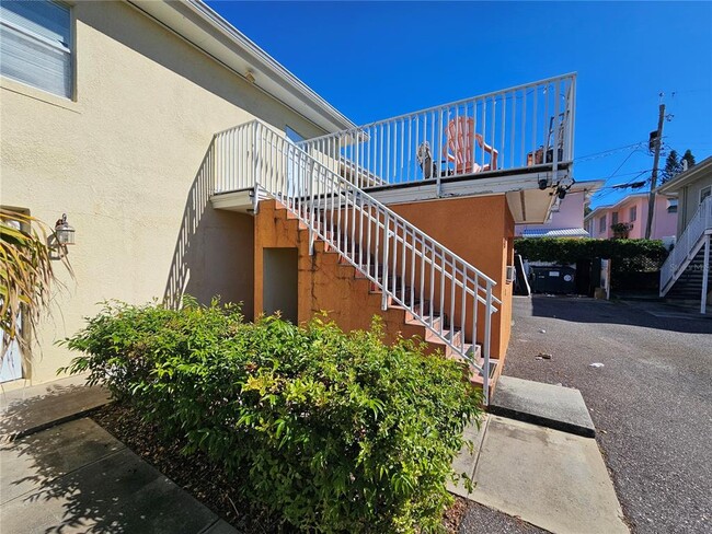 1375 Drew St in Clearwater, FL - Building Photo - Building Photo