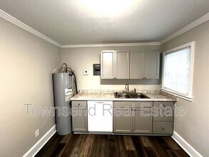 217 N Virginia Ave in Fayetteville, NC - Building Photo - Building Photo