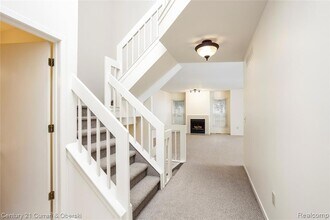 9429 Westwind Dr in Livonia, MI - Building Photo - Building Photo
