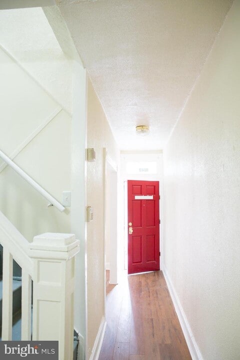 3142 Wilkens Ave Photo