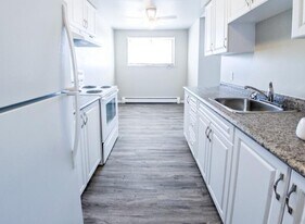 Speedvale Apartments in Guelph, ON - Building Photo