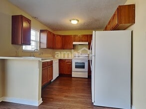 6344 Sterling Woods Dr in Clayton, OH - Building Photo - Building Photo