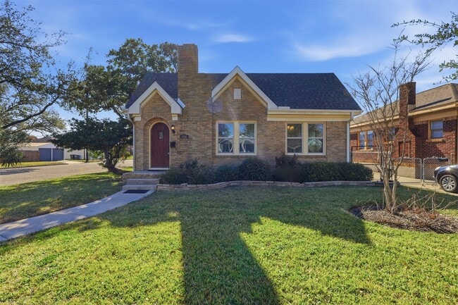 property at 4701 Avenue N 1/2 Rear