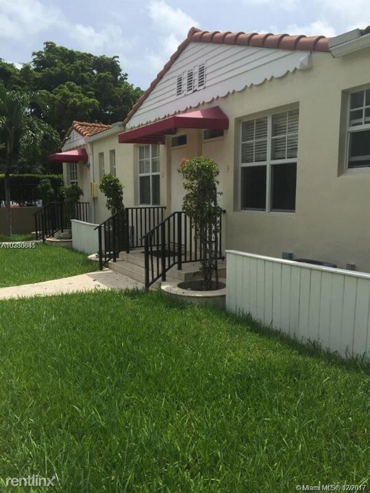814 Lenox Ave in Miami Beach, FL - Building Photo