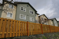 Silver View in Everett, WA - Foto de edificio - Building Photo