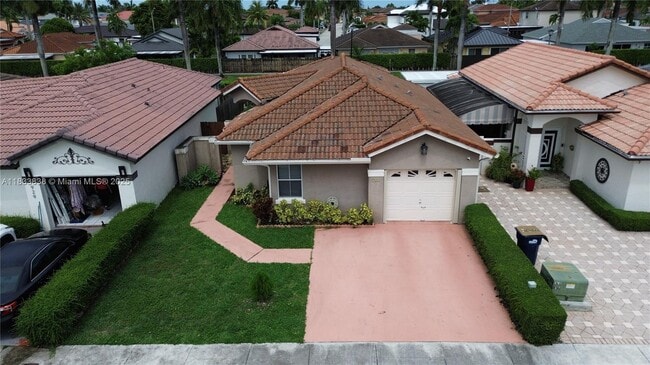 921 NW 132nd Ave W in Miami, FL - Building Photo - Building Photo