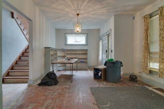 724 W Prairie Ave in Decatur, IL - Building Photo - Building Photo