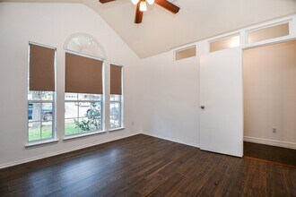 9039 Martin Heights Dr in Houston, TX - Building Photo - Building Photo