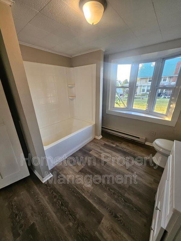 178 Church St in Hustontown, PA - Building Photo - Building Photo