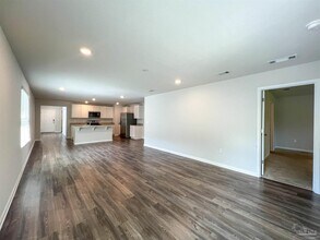 5257 Peach Dr in Milton, FL - Building Photo - Building Photo