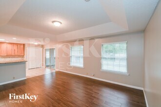 630 London Morning Ct in Jacksonville, FL - Foto de edificio - Building Photo