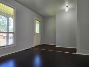 1532 Surf Side Dr in St. Louis, MO - Building Photo - Building Photo