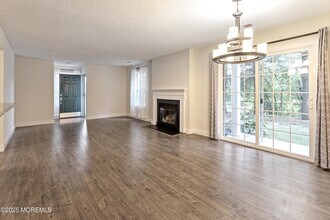 11 Boise Ct in Tinton Falls, NJ - Building Photo - Building Photo
