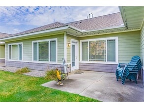 1464 Ravoux Ln in Chaska, MN - Building Photo - Building Photo