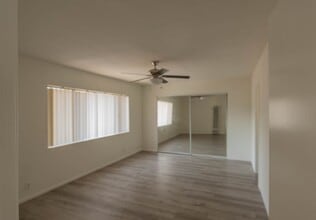 220 N Myers St in Burbank, CA - Building Photo - Building Photo
