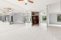 4105 Shelley Rd S in West Palm Beach, FL - Foto de edificio - Building Photo