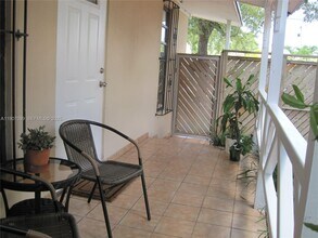 5661 SW 4th St in Coral Gables, FL - Building Photo - Building Photo
