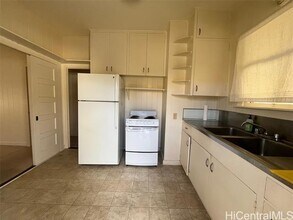 3452 Hardesty St in Honolulu, HI - Building Photo - Building Photo