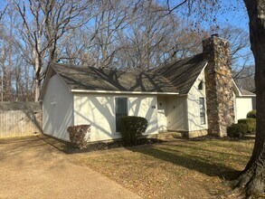 5756 Crievewood Dr in Memphis, TN - Building Photo - Building Photo