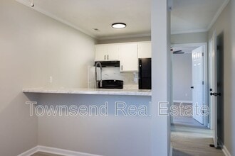 5845 Century Oaks Dr in Fayetteville, NC - Building Photo - Building Photo