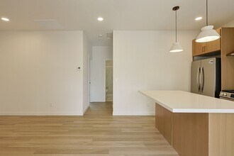 6983 Florey St in San Diego, CA - Building Photo - Building Photo