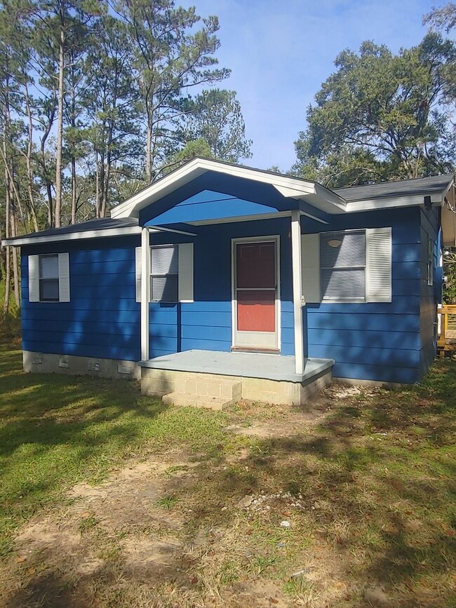 1962 William Reeves Rd in Tallahassee, FL - Building Photo - Building Photo