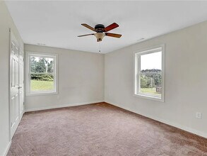 87 Quaker St in Wallkill, NY - Building Photo - Building Photo