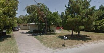 758 E N 10th St in Abilene, TX - Building Photo