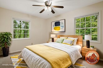 19 Brookcliff Dr in Asheville, NC - Building Photo - Building Photo