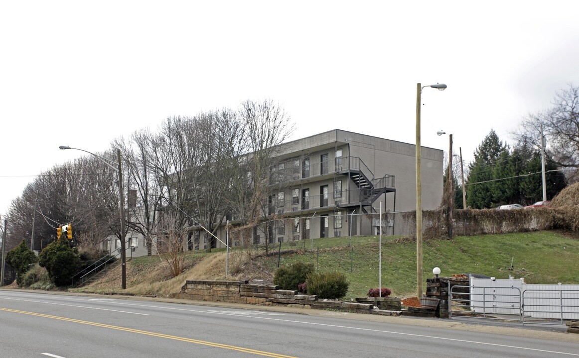 Park Terrace Apartments in Knoxville, TN - Building Photo