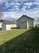 1800 S Jackson St in Frankfort, IN - Foto de edificio - Building Photo